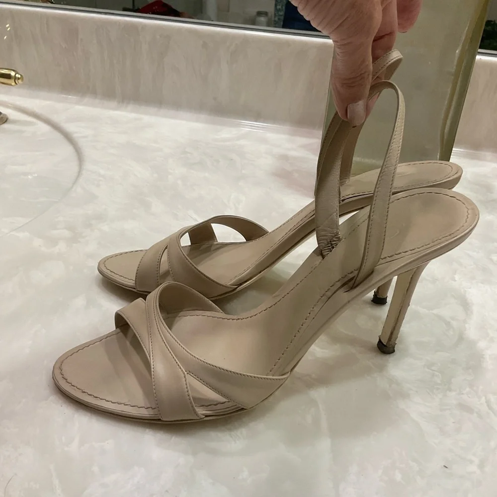 Gunmetal Nude Leather Sandals, Back Ankle Strap. 3.5” heel, Goes w/ all, Sz 8.5 - Picture 10 of 14